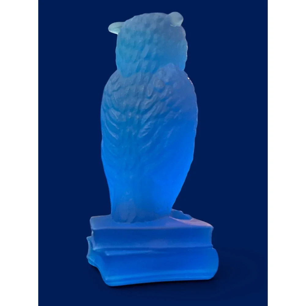 Vintage Westmoreland Satin Cobalt Blue Owl on Books Figurine Art Glass